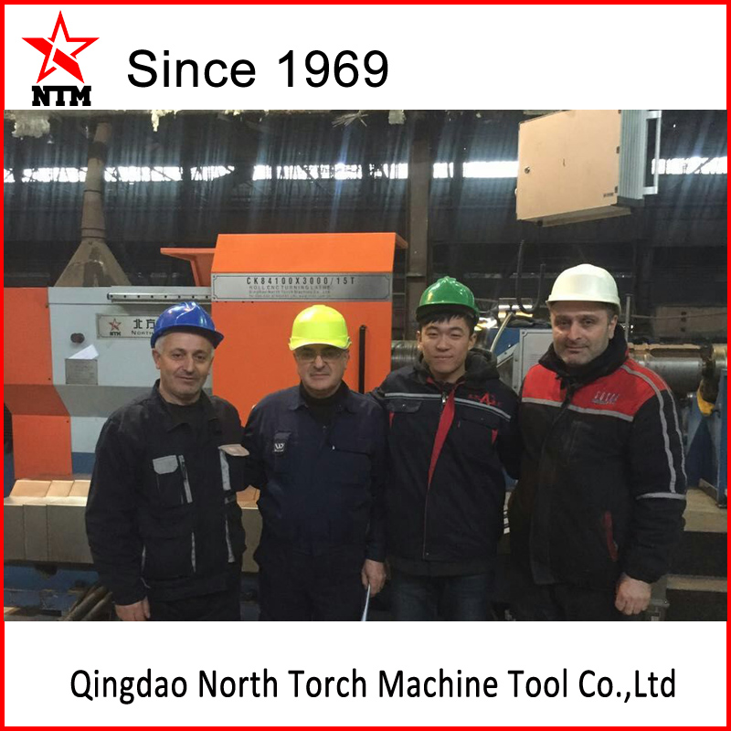 東歐客戶采購(gòu)我司CK84100*3000 數(shù)控軋輥車床